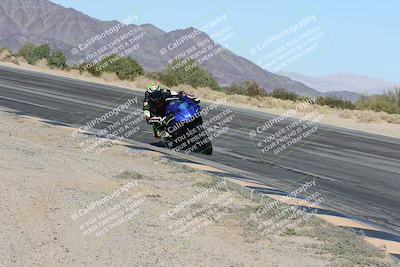 media/Dec-01-2025-Moto Forza (Mon) [[2daa91e15f]]/1-Advanced Group/Session 4 (Turn 10 Inside)/